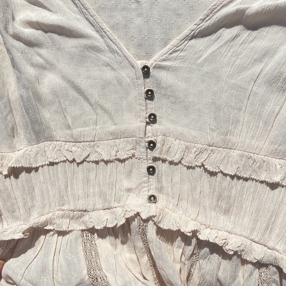 AE Top - Picture 2 of 6